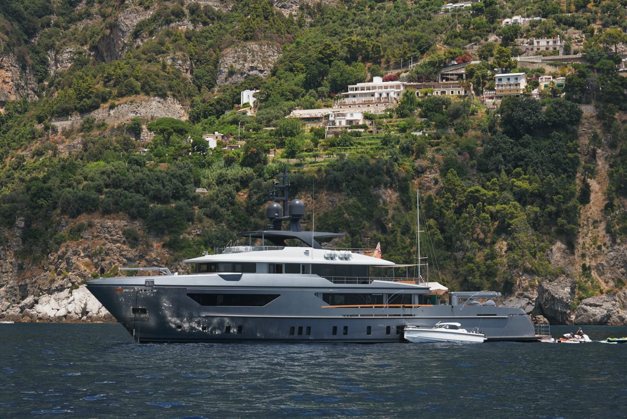 GLOBAS Sanlorenzo Super Yacht Photographed by Lucian Niculescu
